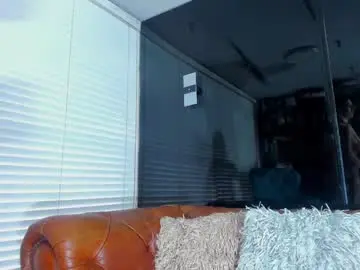 Chaturbate Live Porn of cuteanddesesperate