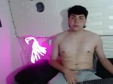 Chaturbate Live Porn of dylan_fooxx