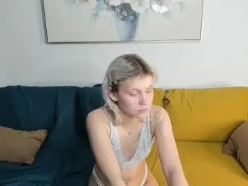 elegant_blonde from chaturbate