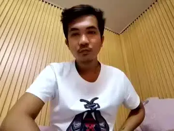 Chaturbate Nude Webcam of hotboyralph_2995xx