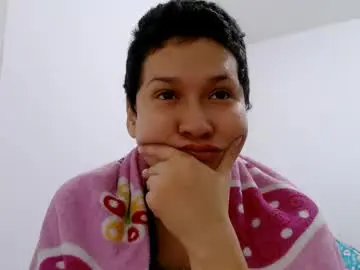 Chaturbate Live Sex Cam of mauroluxandra