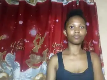 nathalie004 from chaturbate