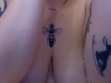 Chaturbate Live Sex Cam of caseyrobbinss