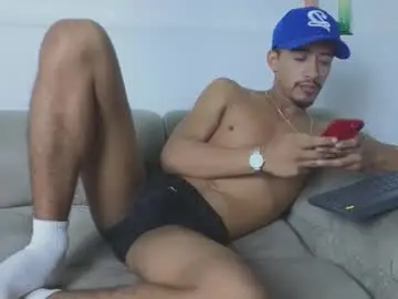 Chaturbate Free Live Porn of deen_salvatore