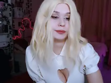 Chaturbate Free Live Porn of meow_on_da_cam