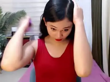 Chaturbate Sex Cam of ursweet_athisa18