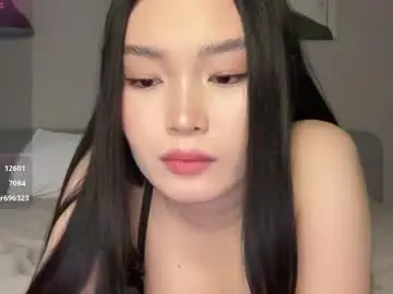 Chaturbate Live Sex Cam of jennie_yung