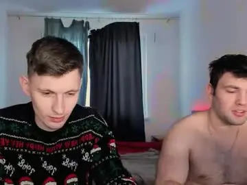 Chaturbate Live Sex Cam of kevin_hornyyy