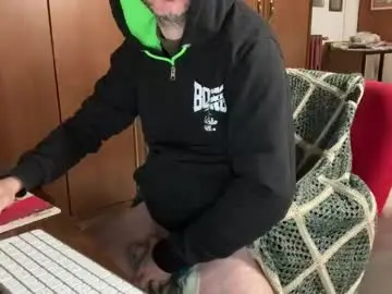 Chaturbate Free Porn Cam of kissofbanned1983