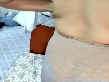 Chaturbate Best live sex cam show of lenz335100