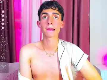 Chaturbate Best live sex cam show of starboyy_77