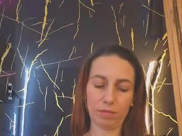 Chaturbate Live Sex Cam of starlight_mature11_aws