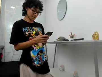 Chaturbate Free Porn Cam of zoro_v