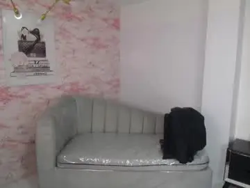 Chaturbate Sex Cam of danatella_a