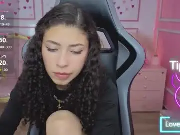 Chaturbate Live Sex of danatella_a