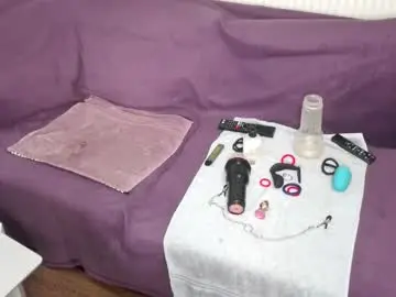 Chaturbate Free Porn Cam of indian_exhibitionist