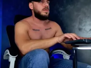 Chaturbate Nude Webcam of juliusmasters