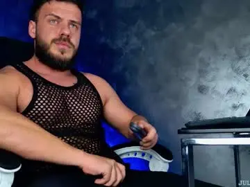 juliusmasters from chaturbate