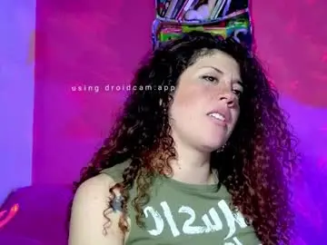 Chaturbate Watch Live Sex Cams of laura_fountain_