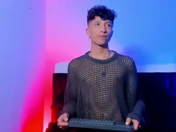 Chaturbate Adult Webcams of mhatias_