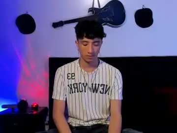 Chaturbate Best live sex cam show of mhatias_