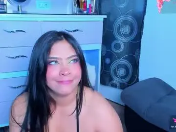 Chaturbate Nude Webcam of trina_dante_12