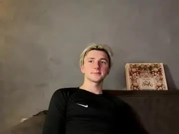 Chaturbate Live Sex of elvin_vaenight