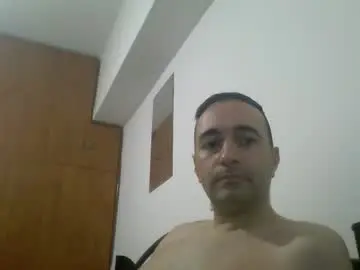 Chaturbate Live Sex Cam of hornysnake69