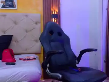 Chaturbate Sex Cam of mia_collin_