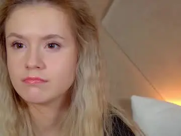 Chaturbate Live Sex Cam of milanabalmain