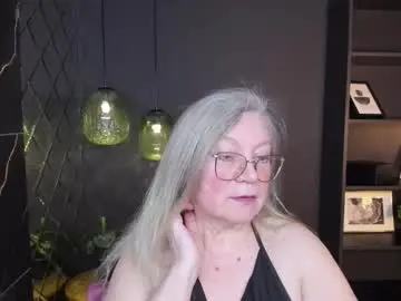 Chaturbate Live Sex Cam of natalicloud