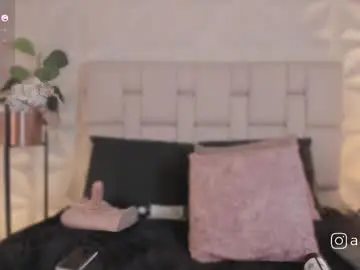 Chaturbate Adult Video Chat of sussan_fox_