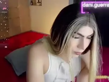Chaturbate Best live sex cam show of dani_lovet1