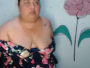 Chaturbate Live Sex Cam of karissa_curvy