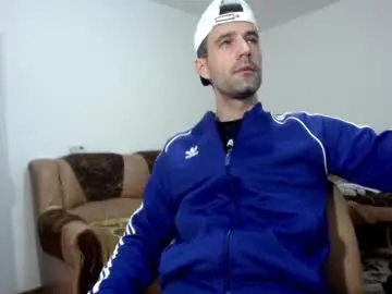 Chaturbate Free Porn Cam of i_like_older_men