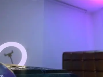 Chaturbate Free Live Porn of aveline_nuit