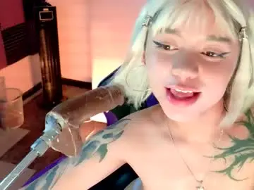 Chaturbate Live Sex Cam of scarlet_gold