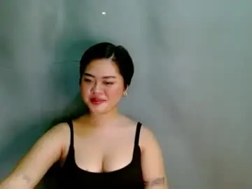 Chaturbate Free Porn Cam of ur_prettyzey18