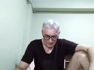 Chaturbate Sex Chat of cucaio18