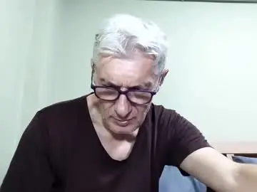 Chaturbate Live Sex Cam of cucaio18