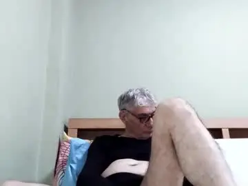 Chaturbate Live Sex Cam of cucaio18