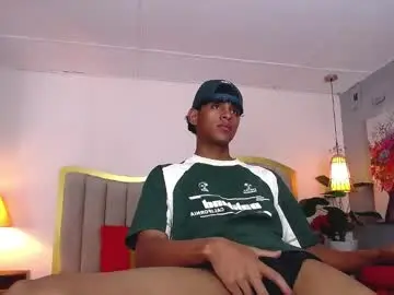 Chaturbate Free Live Porn of jhos_padill