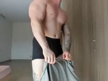 Chaturbate Watch Live Sex Cams of benthebodybuilder