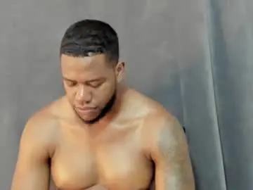 Chaturbate Live Sex Cam of joan_saenz