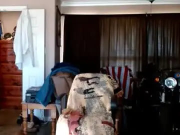 Chaturbate Sex Cam of ready4aride2day