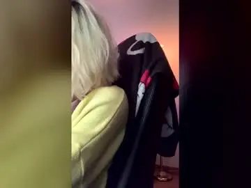 Chaturbate Nude Webcam of asya_new