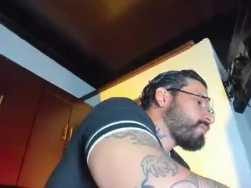 Chaturbate Best live sex cam show of camilomayer