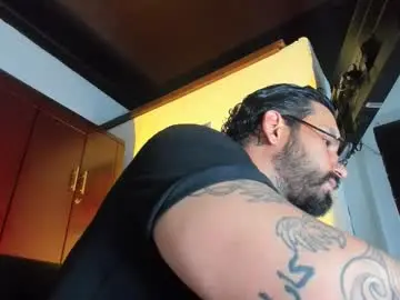 Chaturbate Private Sex Chat of camilomayer