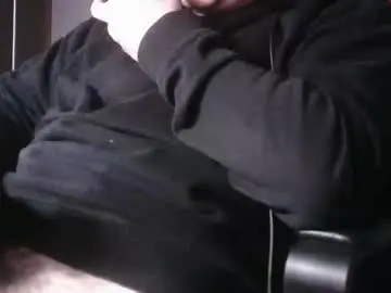 clluch95 from chaturbate