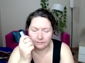 Chaturbate Free Porn Cam of curvy_girlz